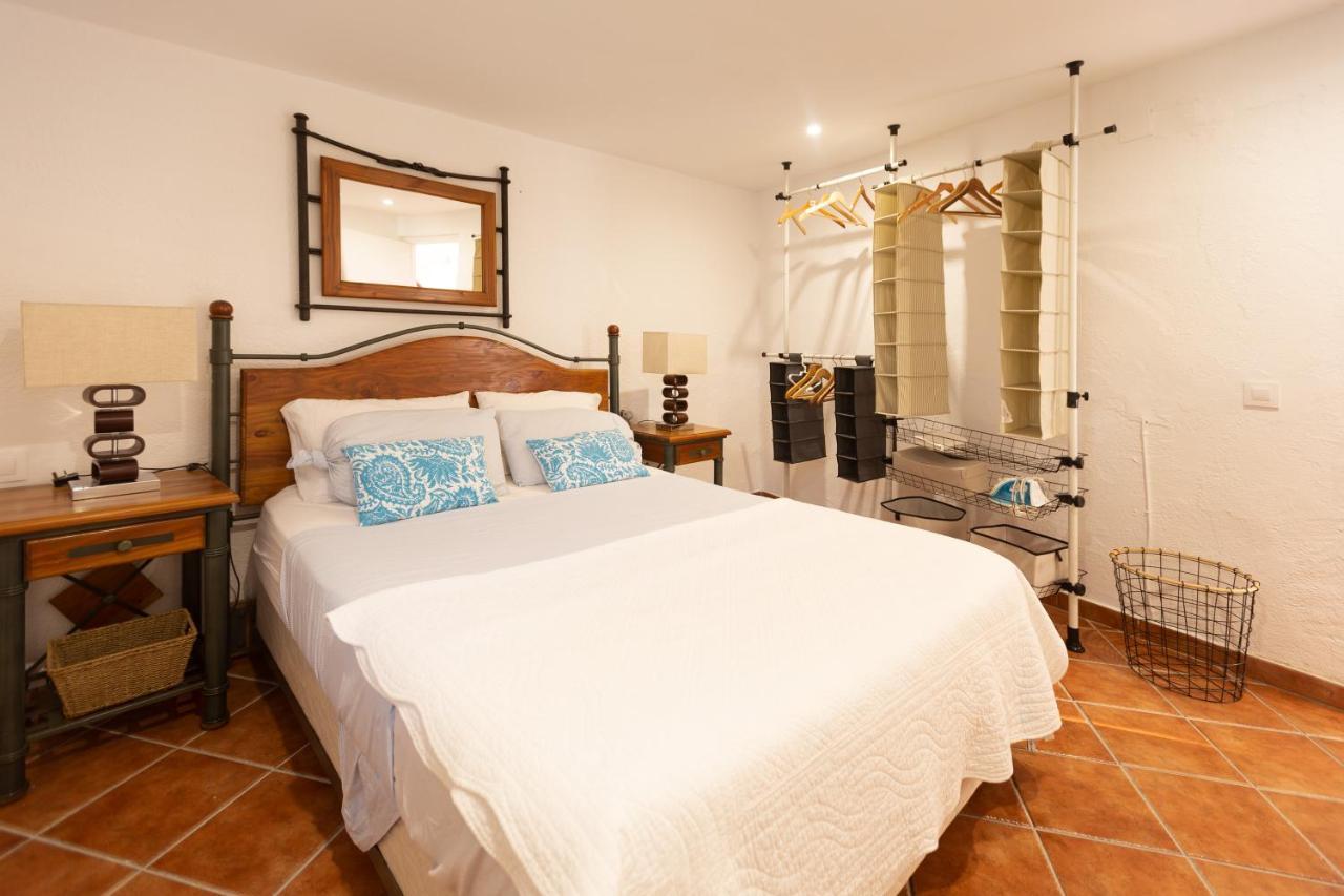 Detached Villa For 6 People In Lloret De Mar With Comunal Outdoor Swimming Pool Puigventos Luaran gambar