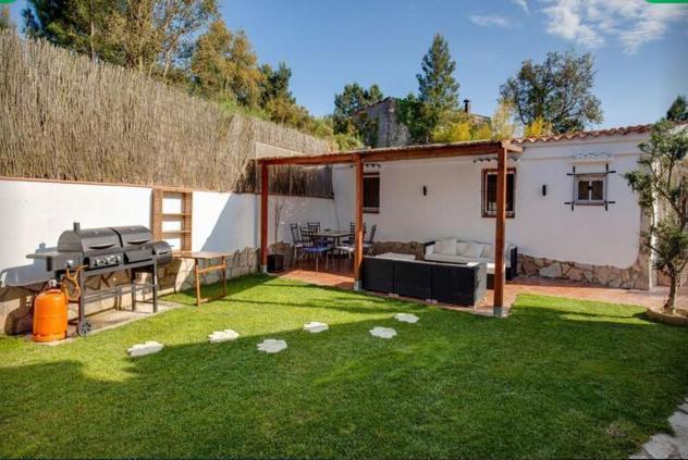 Detached Villa For 6 People In Lloret De Mar With Comunal Outdoor Swimming Pool Puigventos Luaran gambar