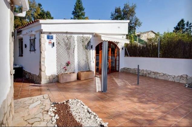 Detached Villa For 6 People In Lloret De Mar With Comunal Outdoor Swimming Pool Puigventos Luaran gambar